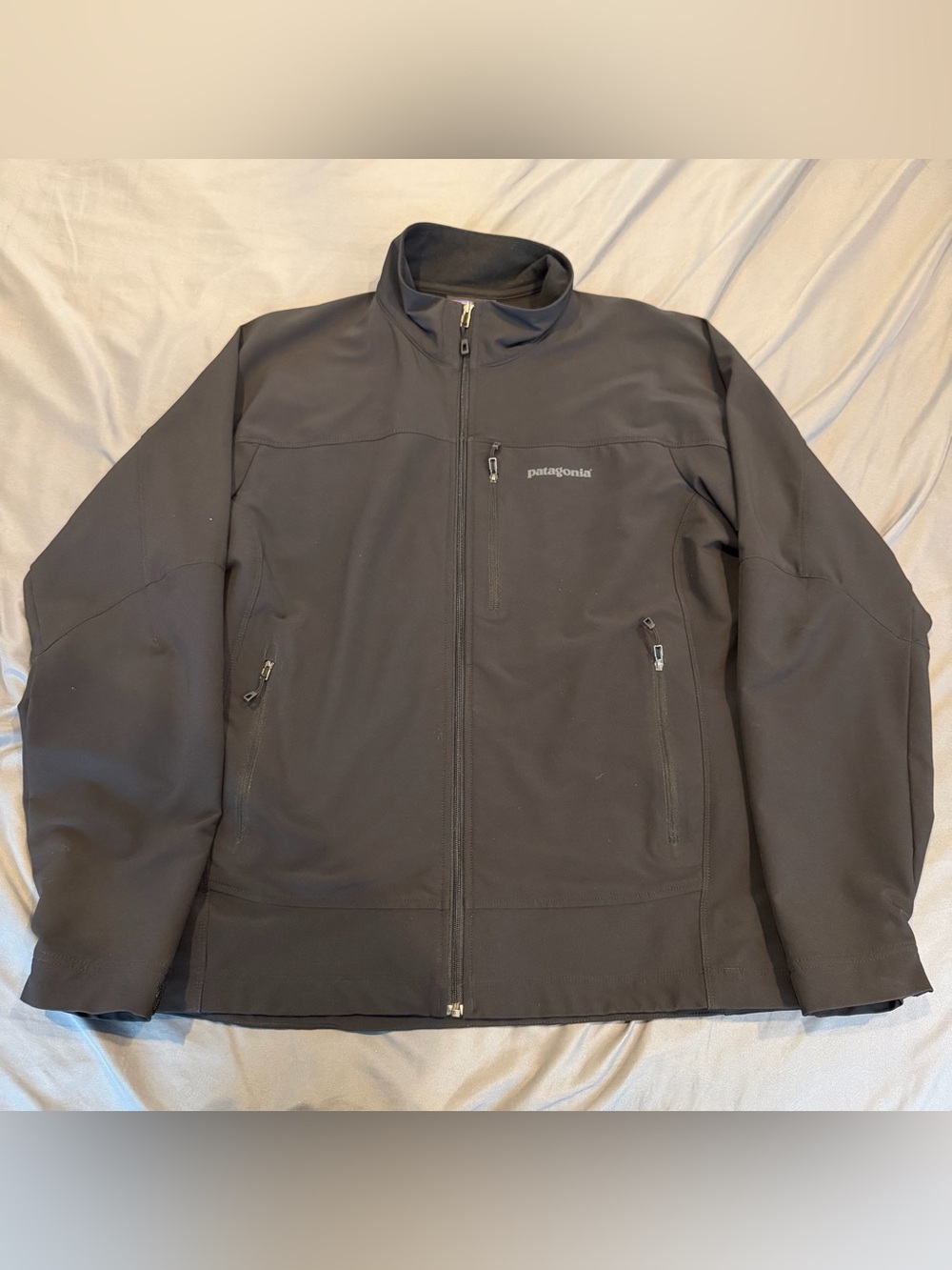 Patagonia Men's Black Softshell Jacket - Full Zip